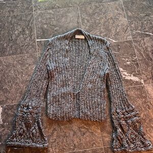 Gedifra beautiful knit sweater with bell sleeves and details